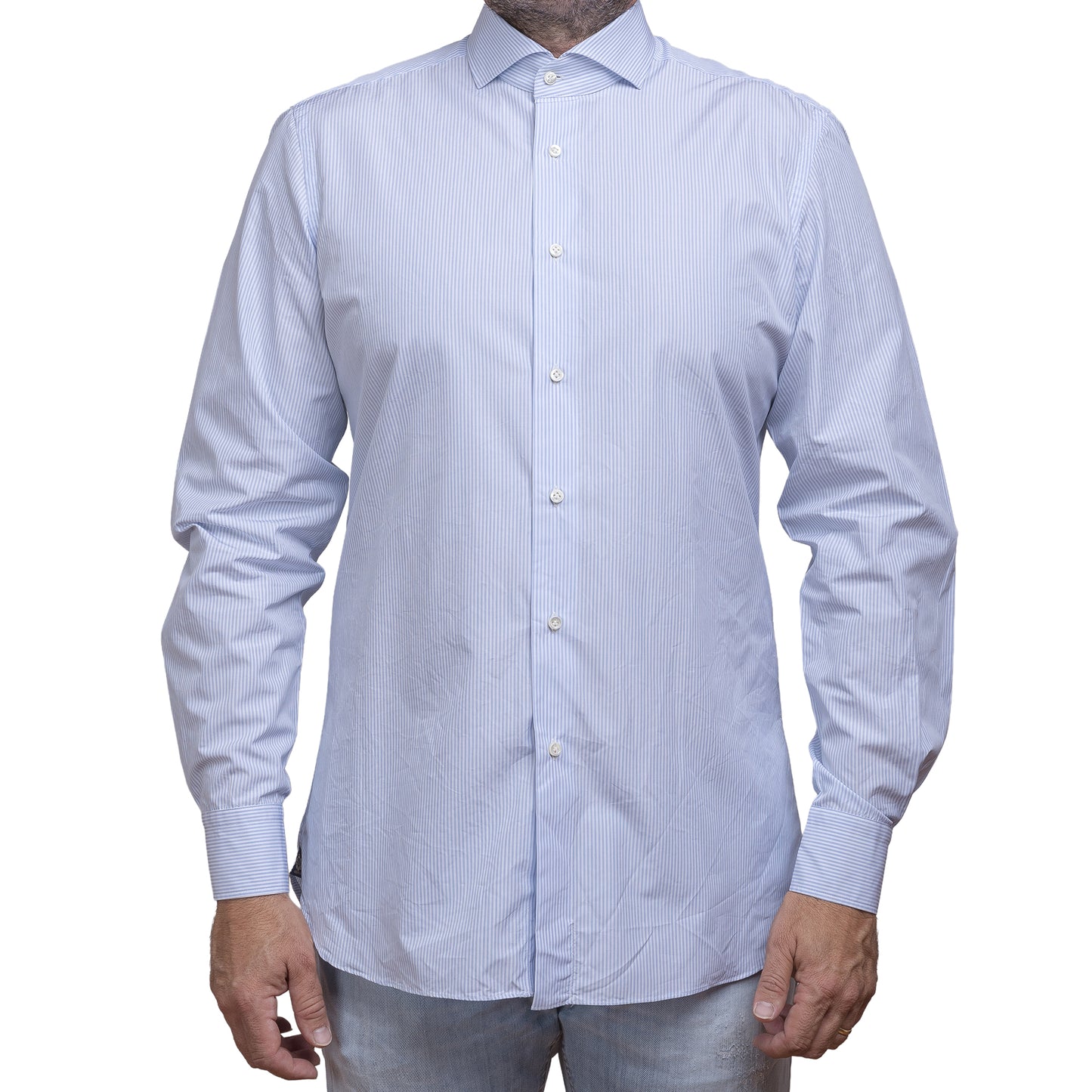 Camicia a Righe Sottili – Raffinatezza Quotidiana